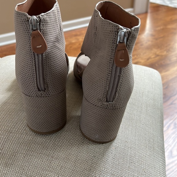 Gentle Souls Charlene 2 bootie sandals - Picture 3 of 6